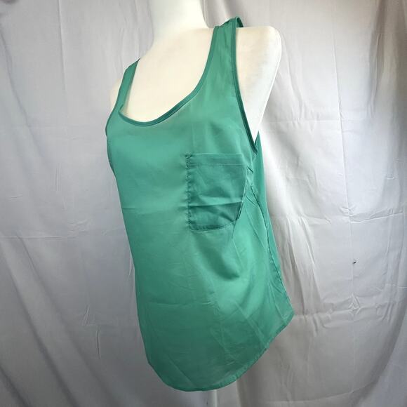 Ambiance apparel Size small women's top green sleeveless pocket - Picture 2 of 8